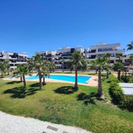 Casa Ana-Luisa (Villamartin - Luxury Holiday Apartment), hotel in Villamartin