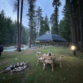 Infinity Villa and Resort Kumrat Valley, hotel in Tāl