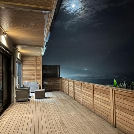 Mitford The N I C E Condo, hotell sihtkohas Morgans Bay