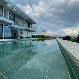 Casa ilama Hospedaje Boutique es un espacio Familiar con el confort de un hotel, hotel in Calima