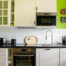 farbenfrohe Ferienwohnung
