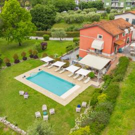 Affittacamere La Collina Degli Ulivi โรงแรมในลาสเปเซีย