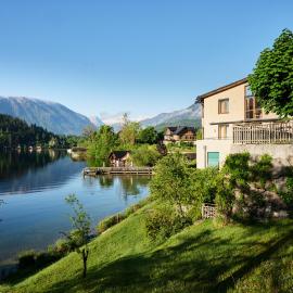 Seeappartement Altaussee - Your Austrian Home, hotel in Altaussee