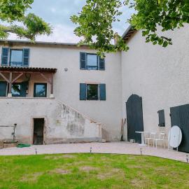 Chambres d'Hotes Le Panoramic Chiroubles Beaujolais, hotel em Chiroubles
