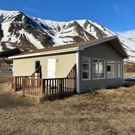 Fisk Club Cottages Suðureyri - Sailor's House، فندق في Suðureyri