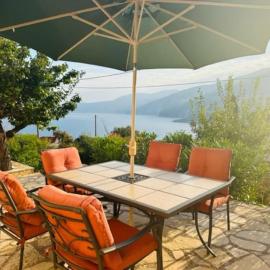 Villa Zola with Views