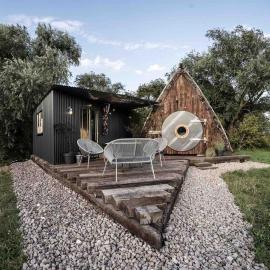 Unique glamping experience near Ely & Cambridge, hotel in Ely