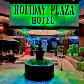 Holiday Plaza Hotel Tuguegarao City, hotel en Tuguegarao
