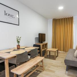 Apartamentos Turisticos José Cruz, хотел в Нерха