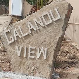 Galanou View, hotel i Fri