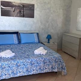 Holiday House Villa AleGiù Marzamemi, Hotel in Reitani