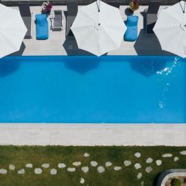 Eleonas View Suites, hotel v mestu Néa Péramos