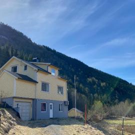 4 Bedroom Gorgeous Home In Valldal, hotel sa Valldal