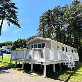 3 Bedroom Caravan LG17, Shanklin, Isle of Wight, hotel a Shanklin