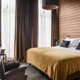 The Bank 1869 - Unique guestrooms in the historic center of Bruges, hotel i Brugge