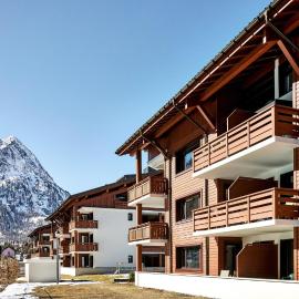 Charming Apartment Chamonix Valley - SKI IN SKI OUT -, hotel u gradu Vallorcine