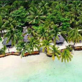 Sambatra Beach Lodge, hotel in Ile aux Nattes