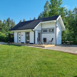 Attefallshuset Toftahöjden 7, hotell i Växjö