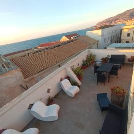 Rooms and Breakfast GranVeliero: Trapani'de bir otel