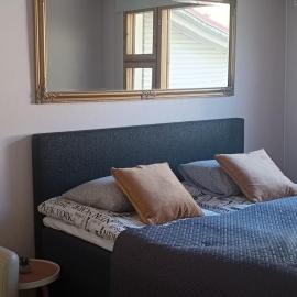 1BR Apartment M6 with sauna, big balcony,free parking