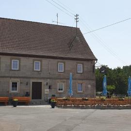 Gasthaus Weißes Ross, hotel a Burghaslach