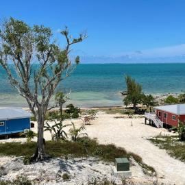 Great Cistern Beach Village, hotel din Marsh Harbour