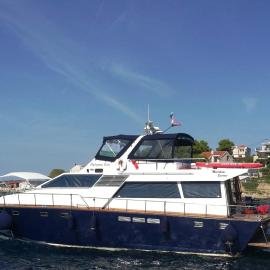 Motor Boat Paloma Rea, hotell Trogiris
