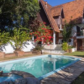 Natureza, piscina, sitio | Brazilan Corner, Hotel in Arujá