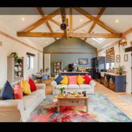 Tank Barn at Brook House, Nestled in the Welsh Hills, a delightful retreat