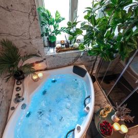 Royale Lumineux Jacuzzi Parking privé, hotel di Mulhouse