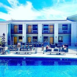 Pacific में, होटल Second floor family suite for 10 with pool