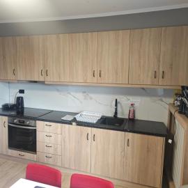 Work and Stay 3 Schlafzimmer 8 Betten 1 Küche 1 Badezimmer 150qm, hotel a Geilenkirchen