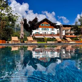 L'Arcalod & Bistrot Jeanne - Lac d'Annecy - Hôtel Restaurant Spa, hótel í Doussard