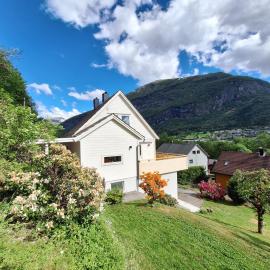 Hus i Stryn, Hotel in Stryn