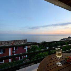 Corfu Glyfada Beach Apartment
