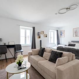 Viesnīca Mautern Oasis / 50m² / Comfortable with Terrace pilsētā Mauterna