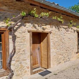 Ancienne dépendance pierre et bois, hotel sa Alan