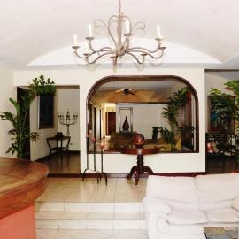 Nesthost Stay Hotel, hotel in Managua