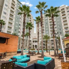 Premier Resort Condos Near Disney & Universal, hotel in Orlando