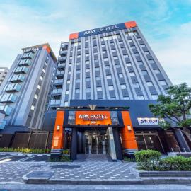 APA Hotel Osaka Kadomashi Ekimae، فندق في Kadoma