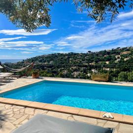 Villa Florence, hotel in Cavalaire-sur-Mer
