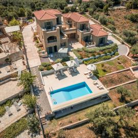 Ipsό Kardamyli, hotel a Kardhamili