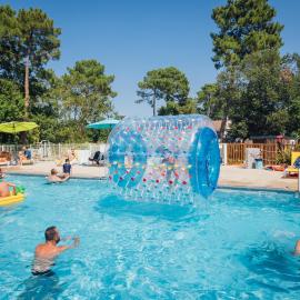 Camping Les Pins de la Coubre, viešbutis mieste Le Matas