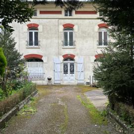La Maison des Chanoines, Hotel in Verdun