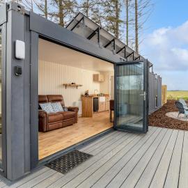 The Off Grid Cabin, Hotel in Insch