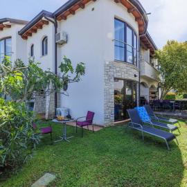 Holiday Home Dlan by Interhome
