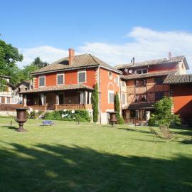 Châtillon-sur-Chalaronne में, होटल Les Jardins de la Tour