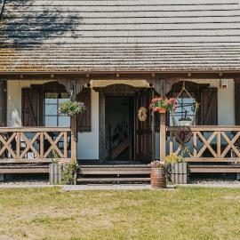 Rajski Domek nad Jeziorem Radacz, hotel em Borne Sulinowo