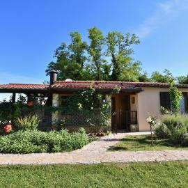 House Ariella