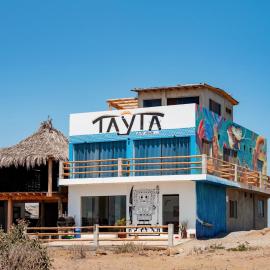 Tayta Surf House, hotel en Lobitos